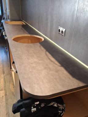 Tasapinna kiletamine